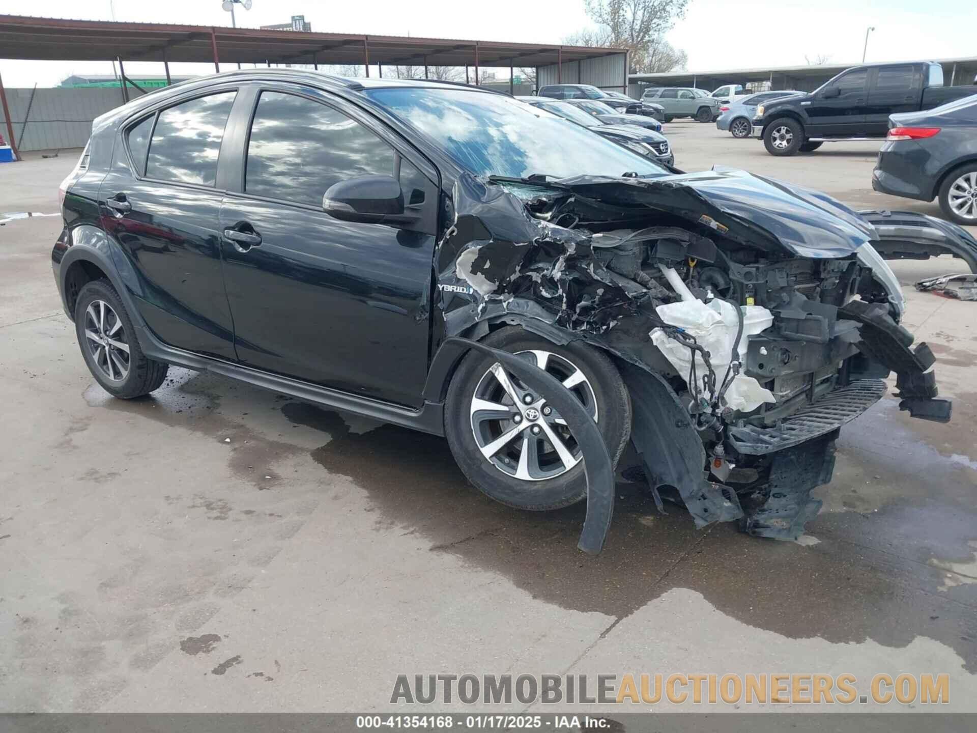 JTDKDTB32J1606143 TOYOTA PRIUS C 2018