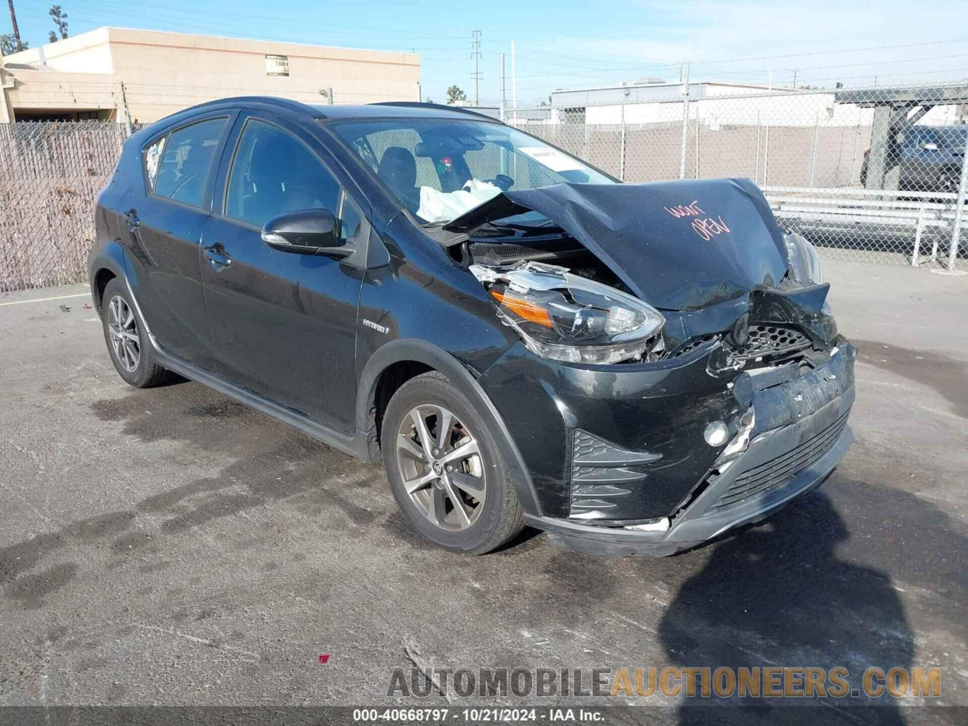 JTDKDTB32J1607874 TOYOTA PRIUS C 2018