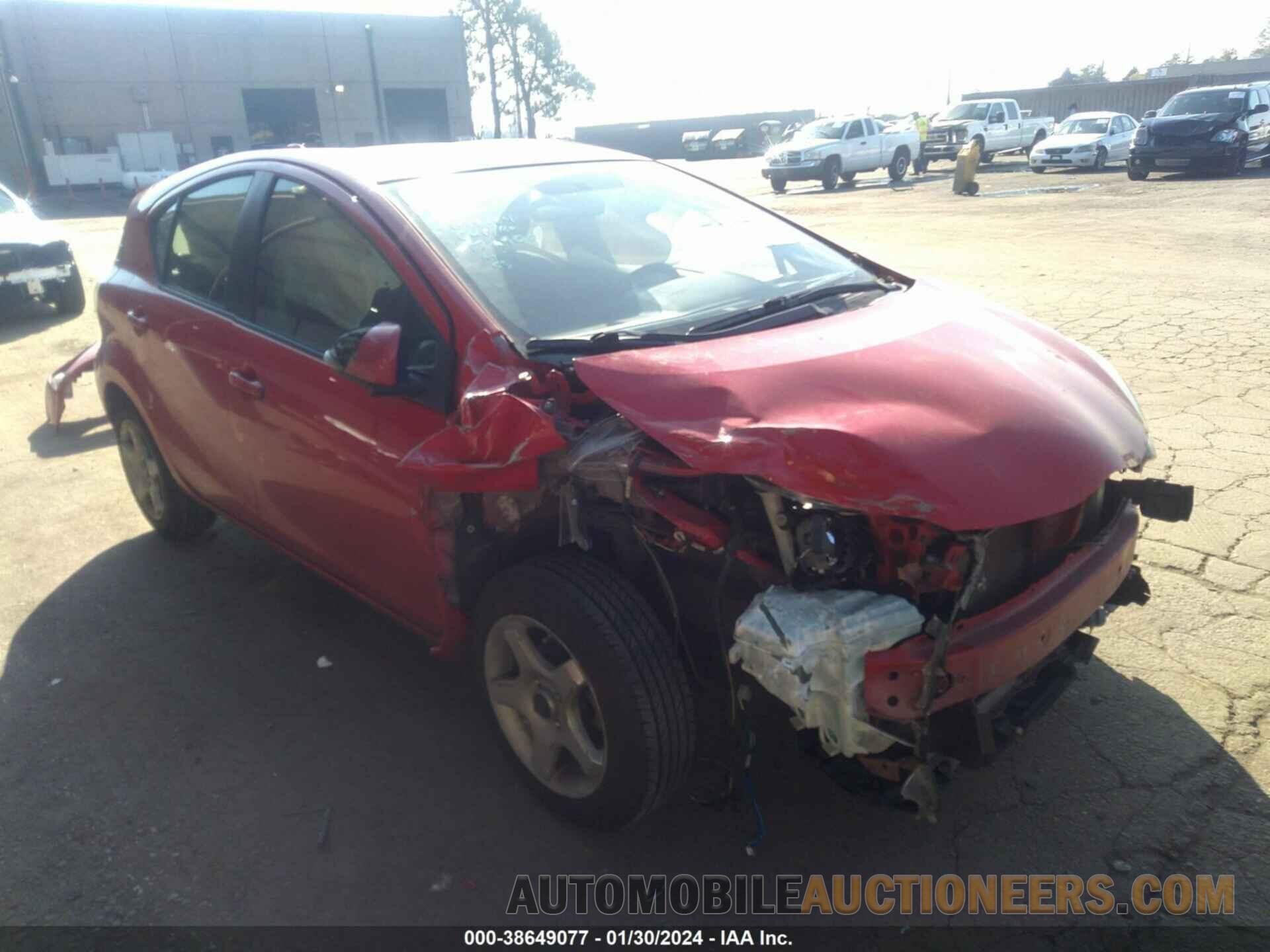 JTDKDTB33F1092410 TOYOTA PRIUS C 2015