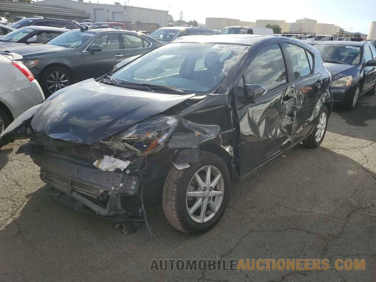 JTDKDTB33F1109142 TOYOTA PRIUS 2015