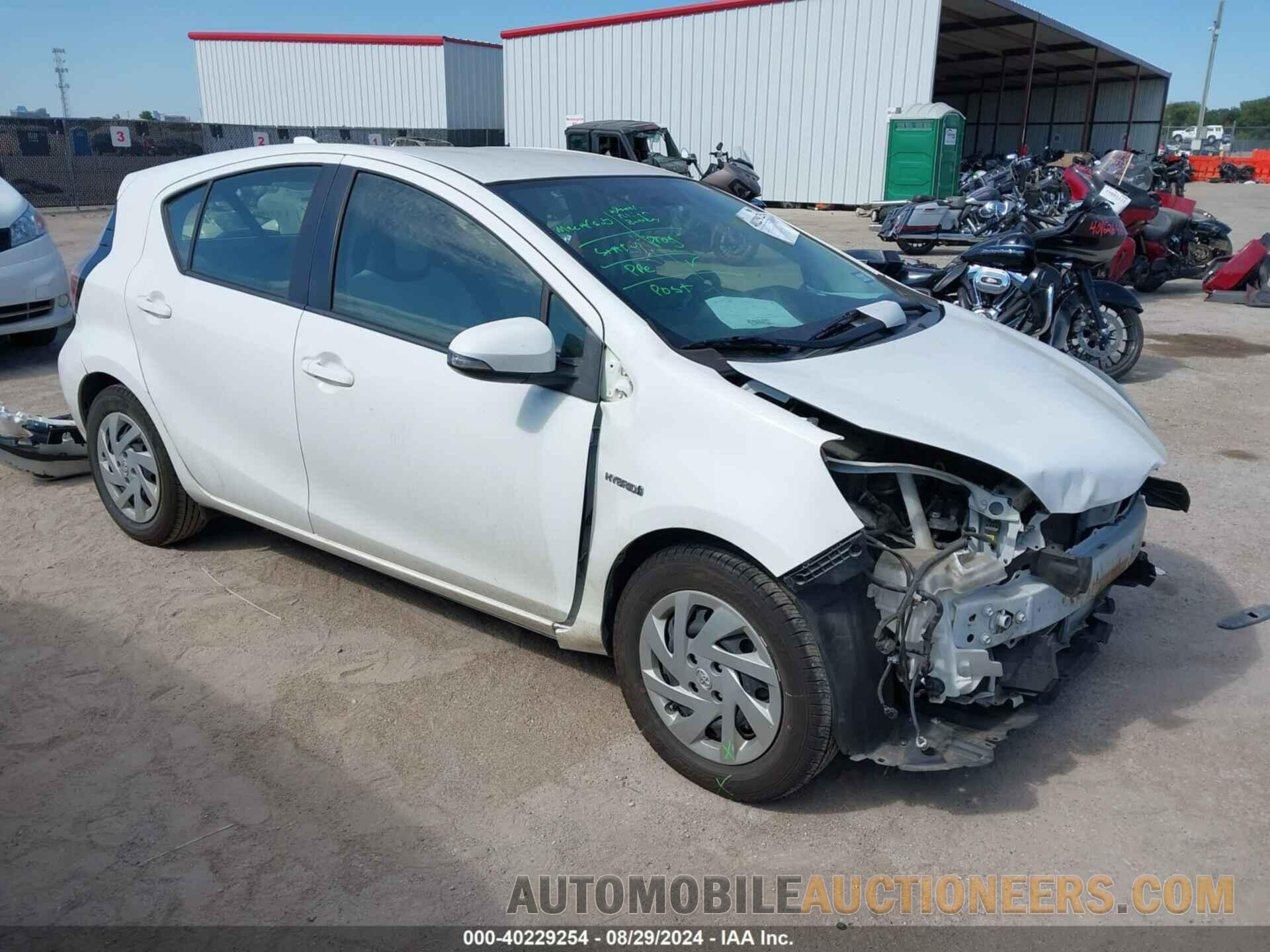 JTDKDTB33F1586170 TOYOTA PRIUS C 2015