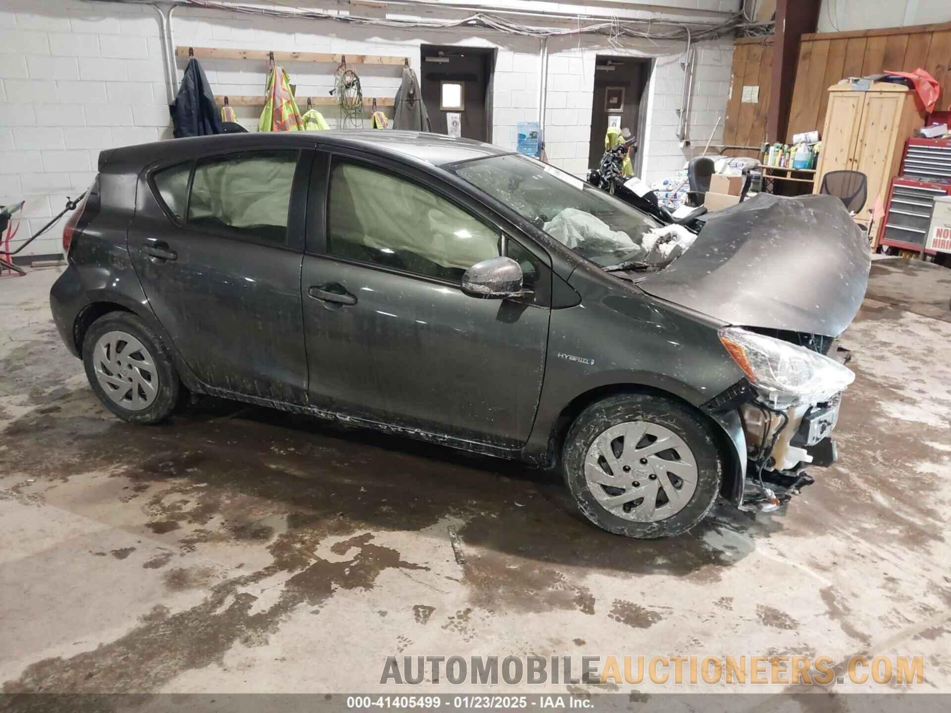 JTDKDTB33G1589717 TOYOTA PRIUS C 2016