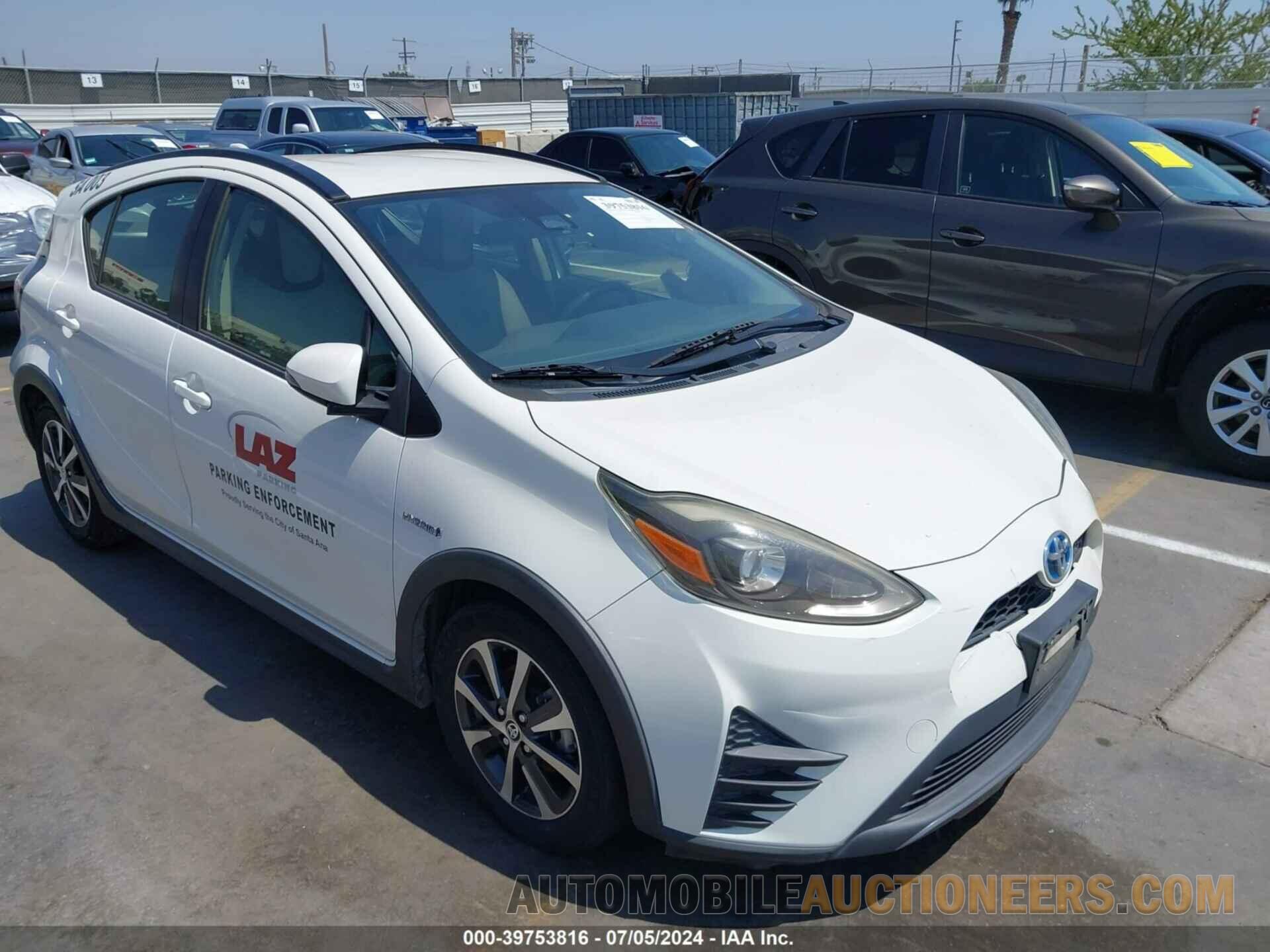 JTDKDTB33J1600142 TOYOTA PRIUS C 2018