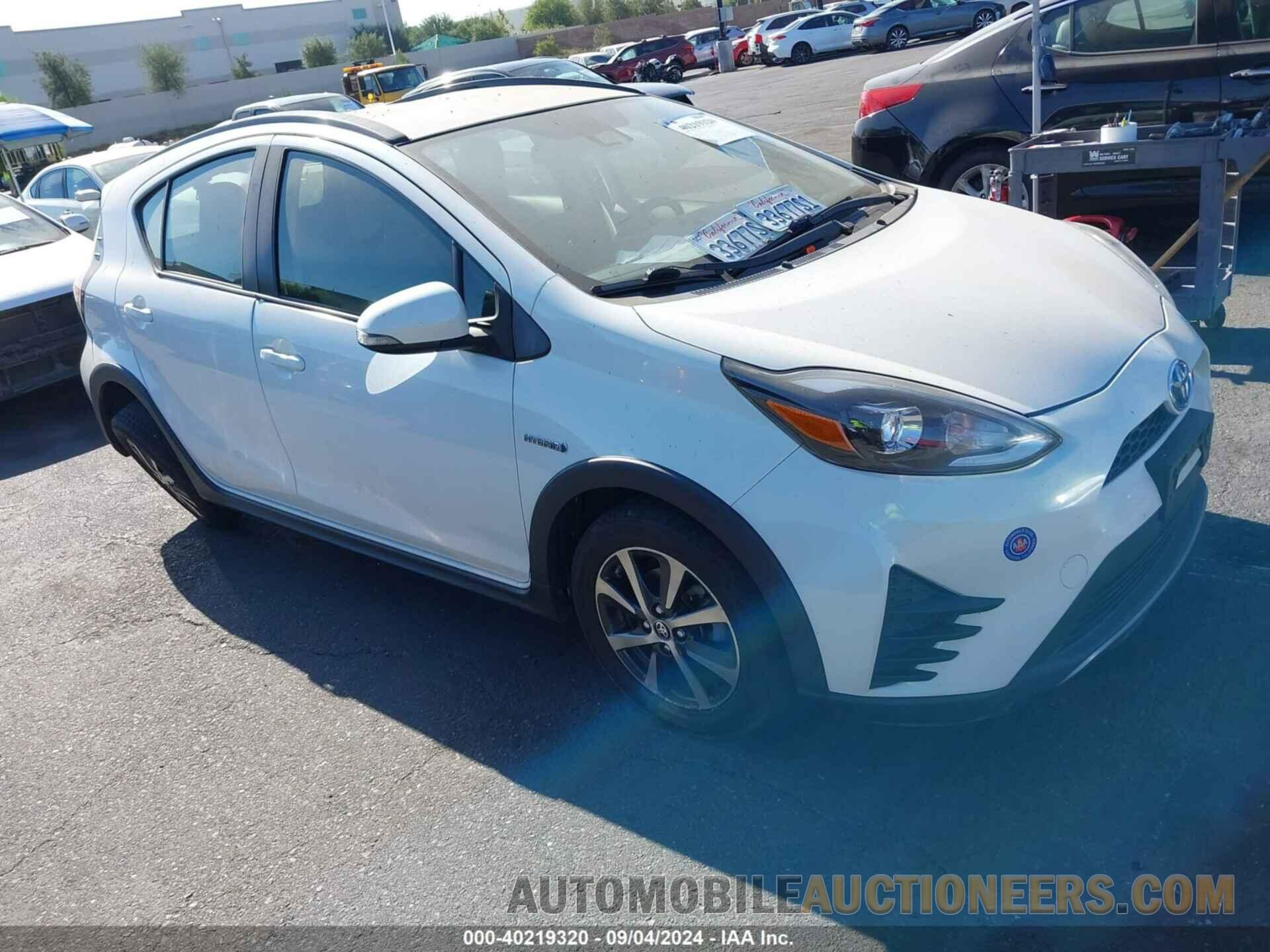 JTDKDTB33J1600450 TOYOTA PRIUS C 2018