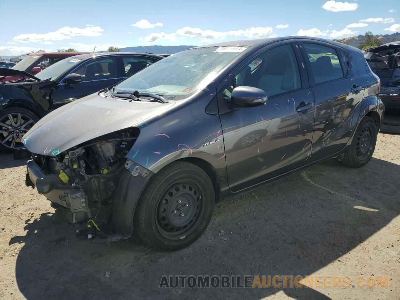 JTDKDTB34F1100675 TOYOTA PRIUS 2015