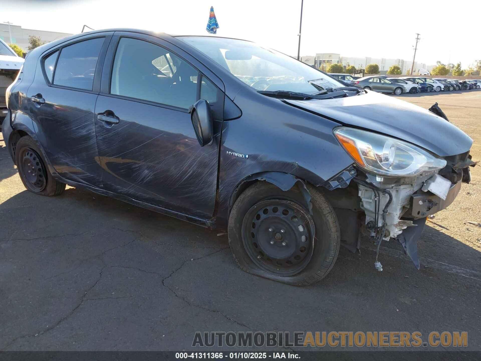 JTDKDTB34F1577879 TOYOTA PRIUS C 2015