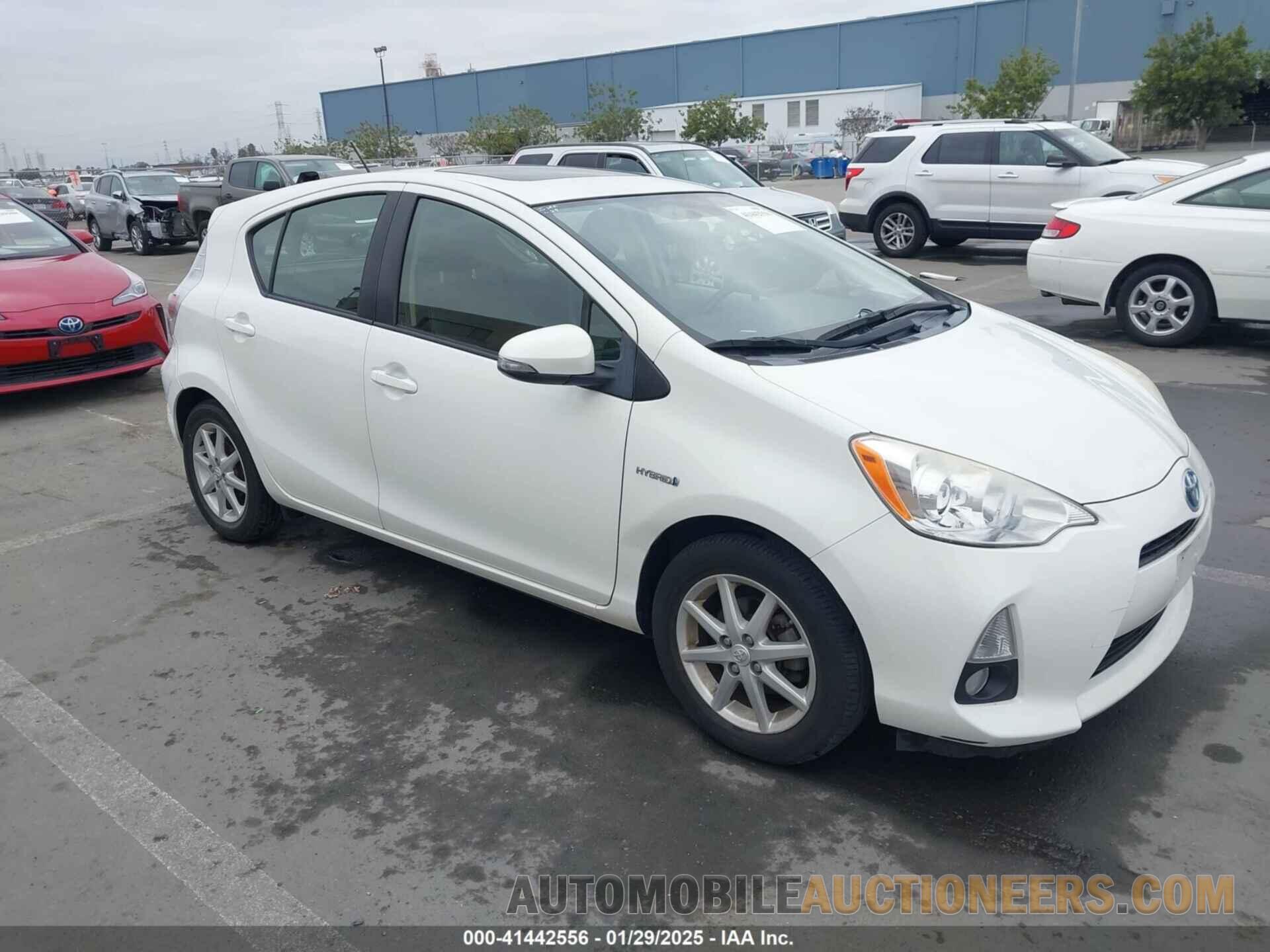 JTDKDTB35D1052651 TOYOTA PRIUS C 2013