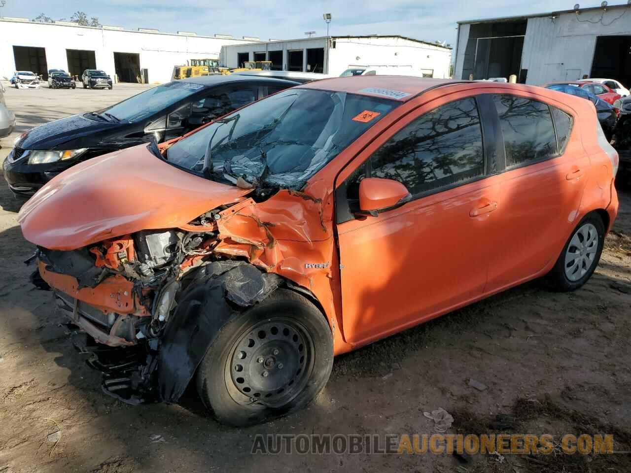 JTDKDTB35E1070777 TOYOTA PRIUS 2014