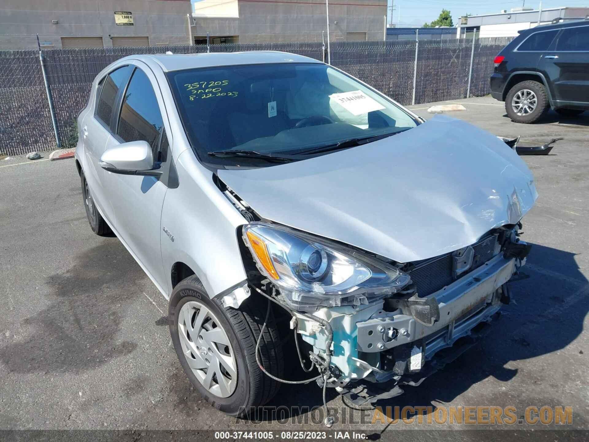 JTDKDTB35F1105710 TOYOTA PRIUS C 2015