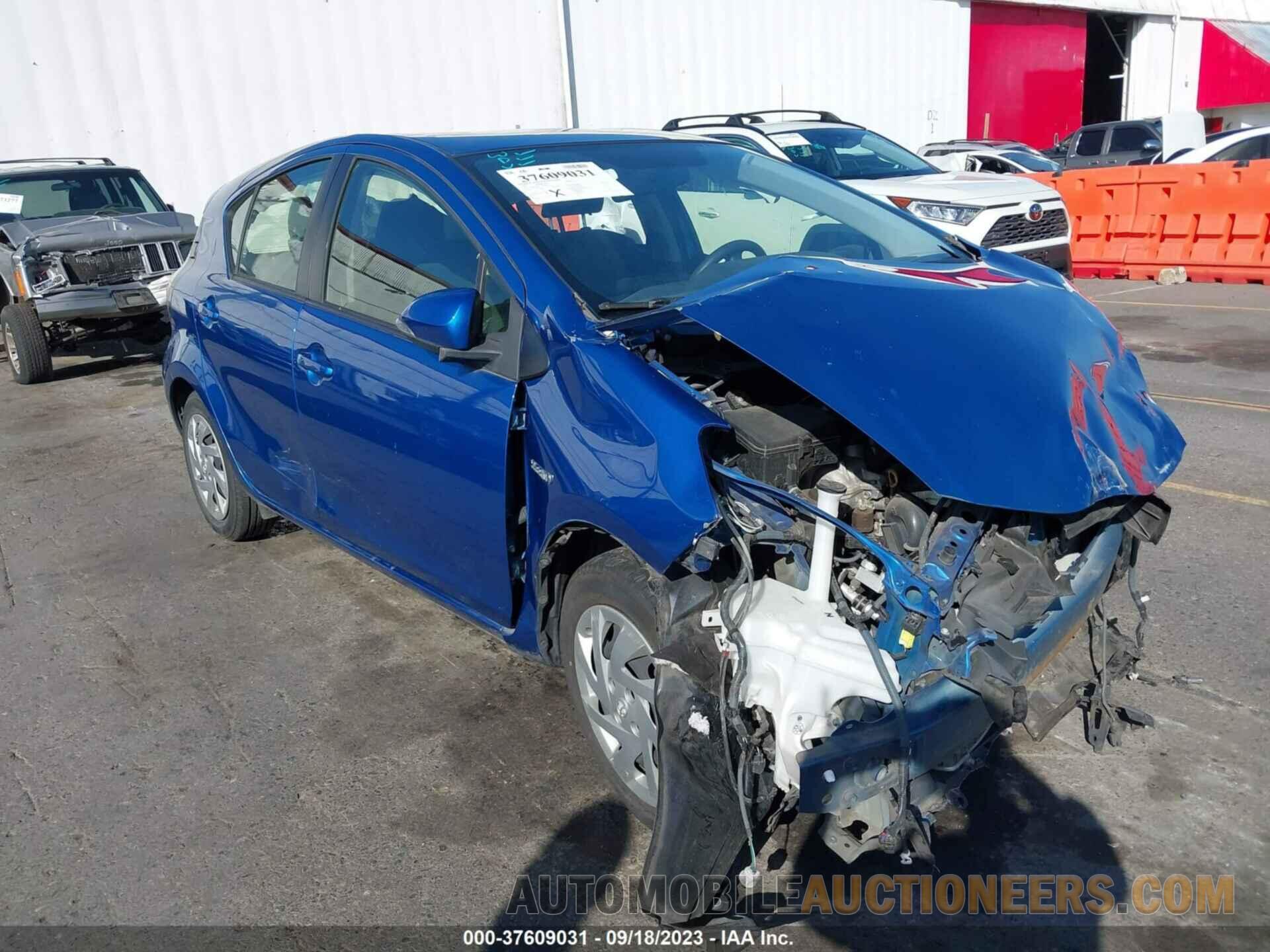 JTDKDTB35F1581679 TOYOTA PRIUS C 2015