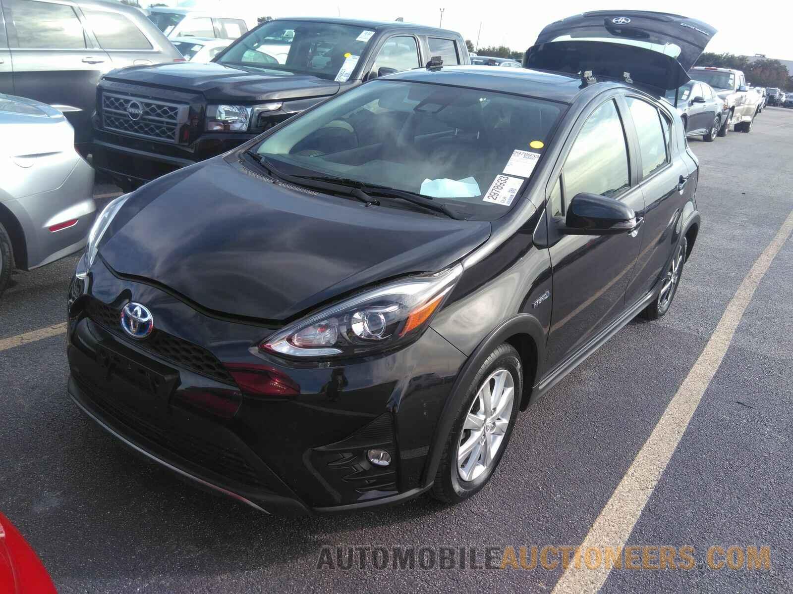 JTDKDTB35J1605617 Toyota Prius c 2018