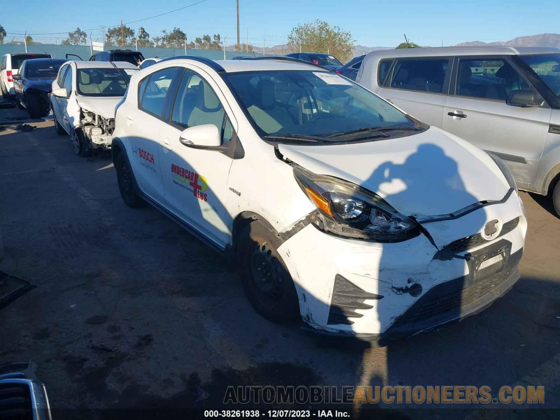 JTDKDTB35J1617458 TOYOTA PRIUS C 2018