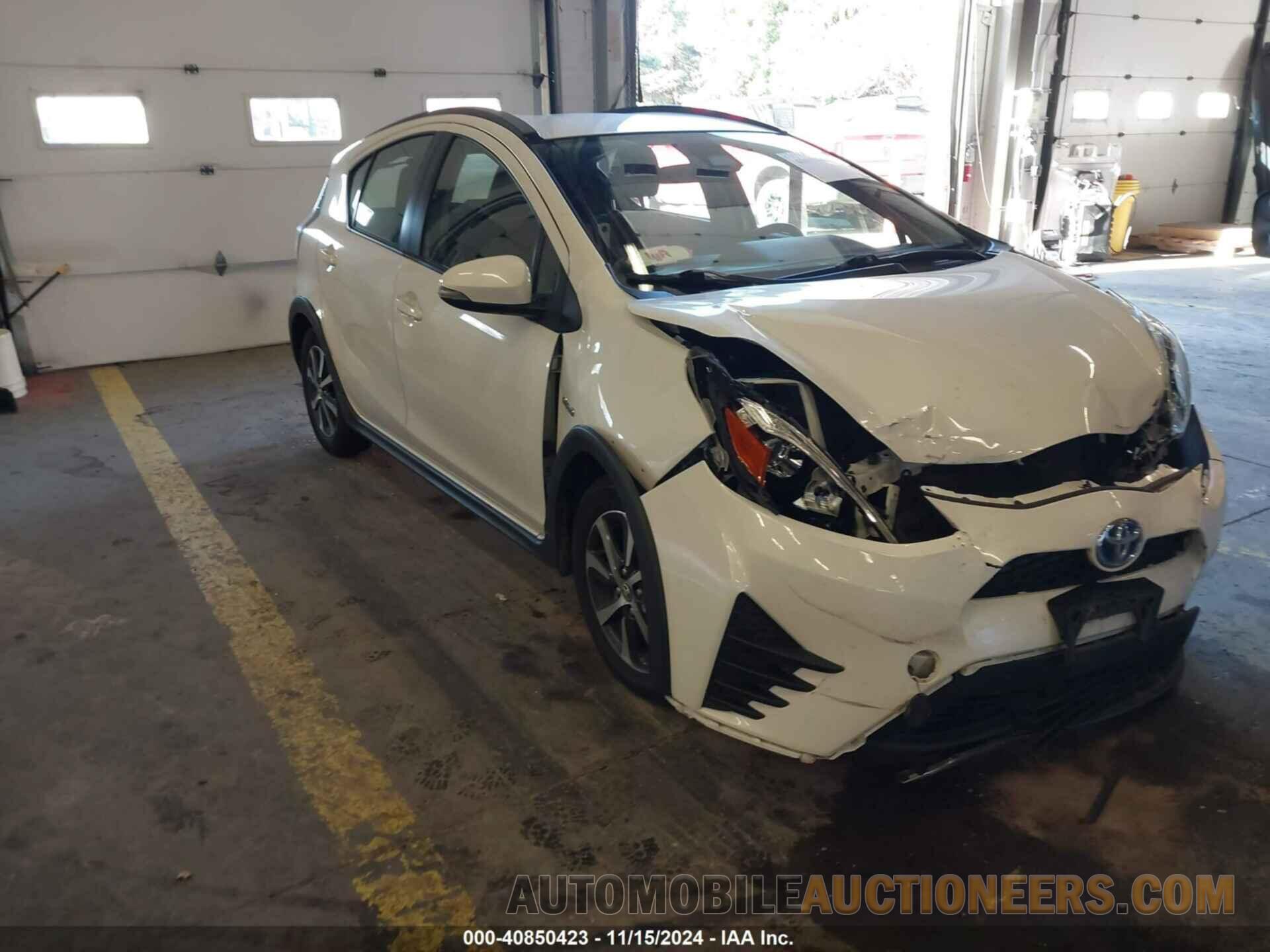 JTDKDTB35K1624041 TOYOTA PRIUS C 2019