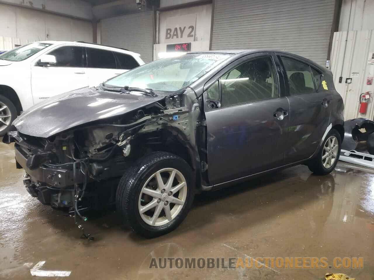 JTDKDTB36D1040573 TOYOTA PRIUS 2013