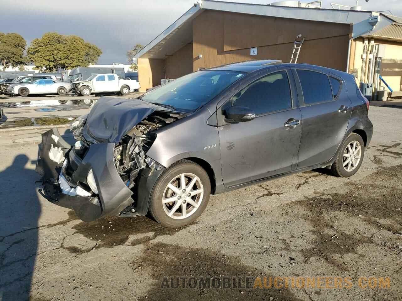 JTDKDTB36F1099898 TOYOTA PRIUS 2015