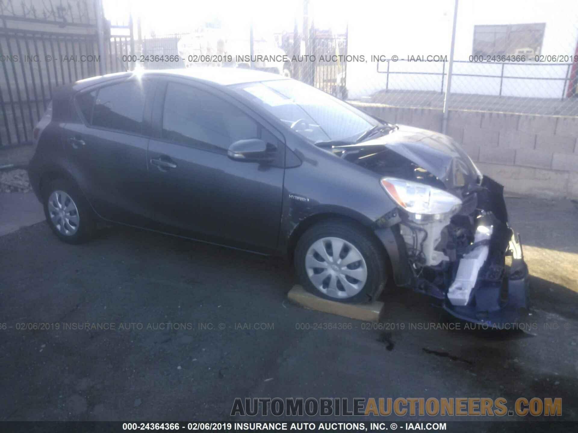 JTDKDTB37D1528138 TOYOTA PRIUS C 2013