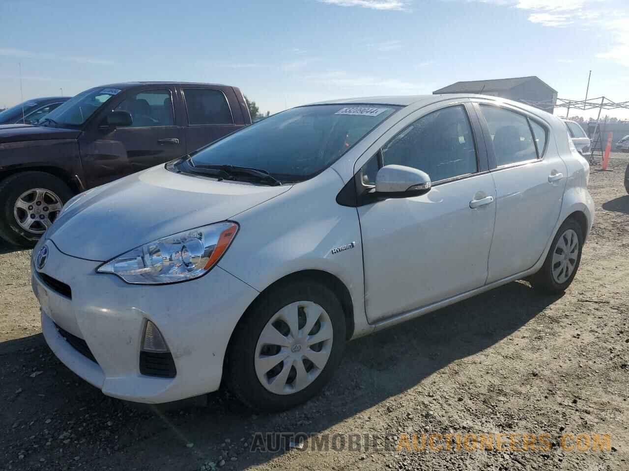 JTDKDTB37E1065869 TOYOTA PRIUS 2014