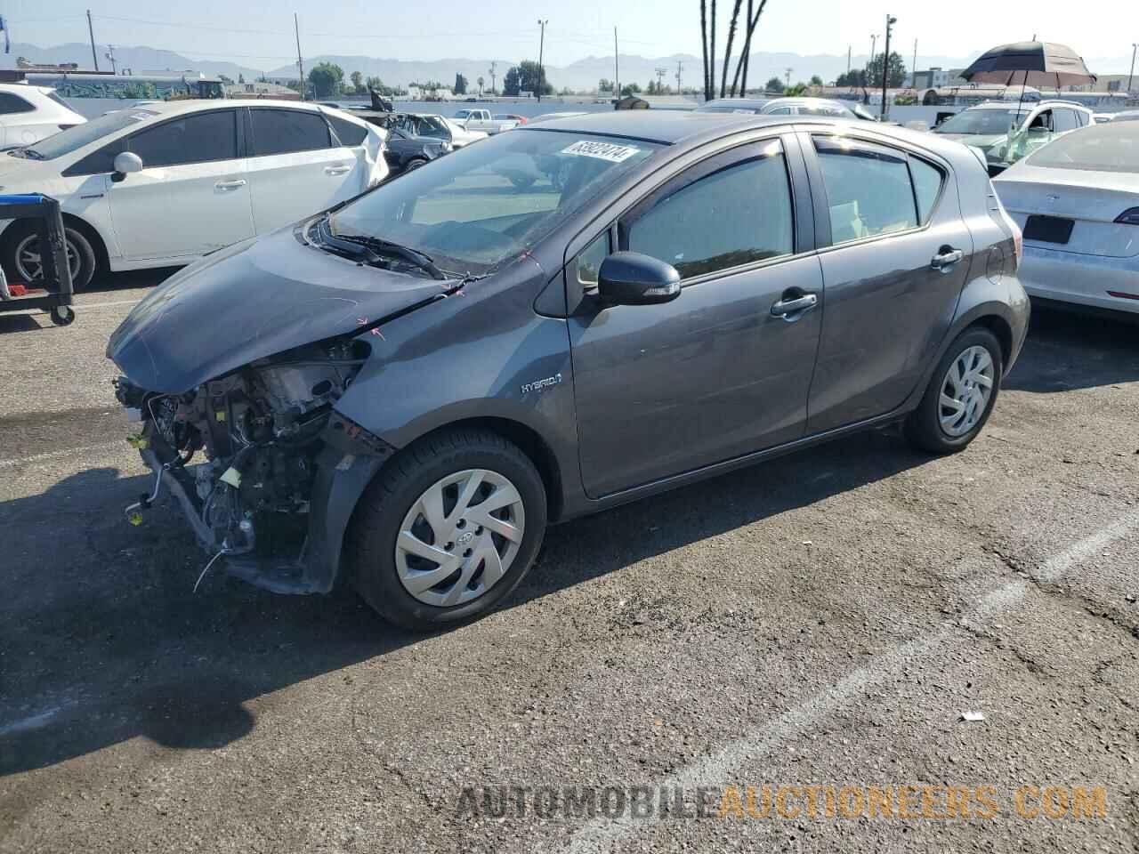 JTDKDTB37F1110312 TOYOTA PRIUS 2015