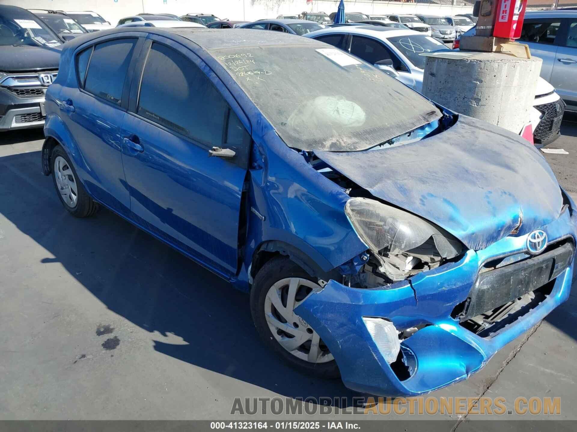 JTDKDTB37F1112044 TOYOTA PRIUS C 2015