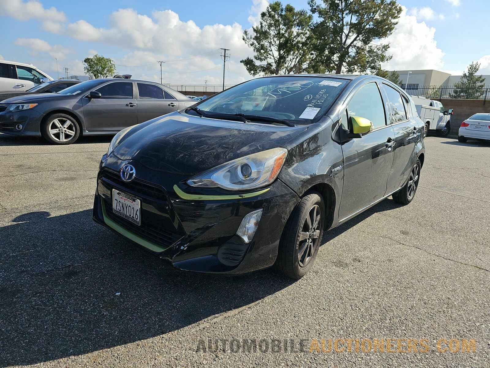 JTDKDTB37G1115706 Toyota Prius c 2016