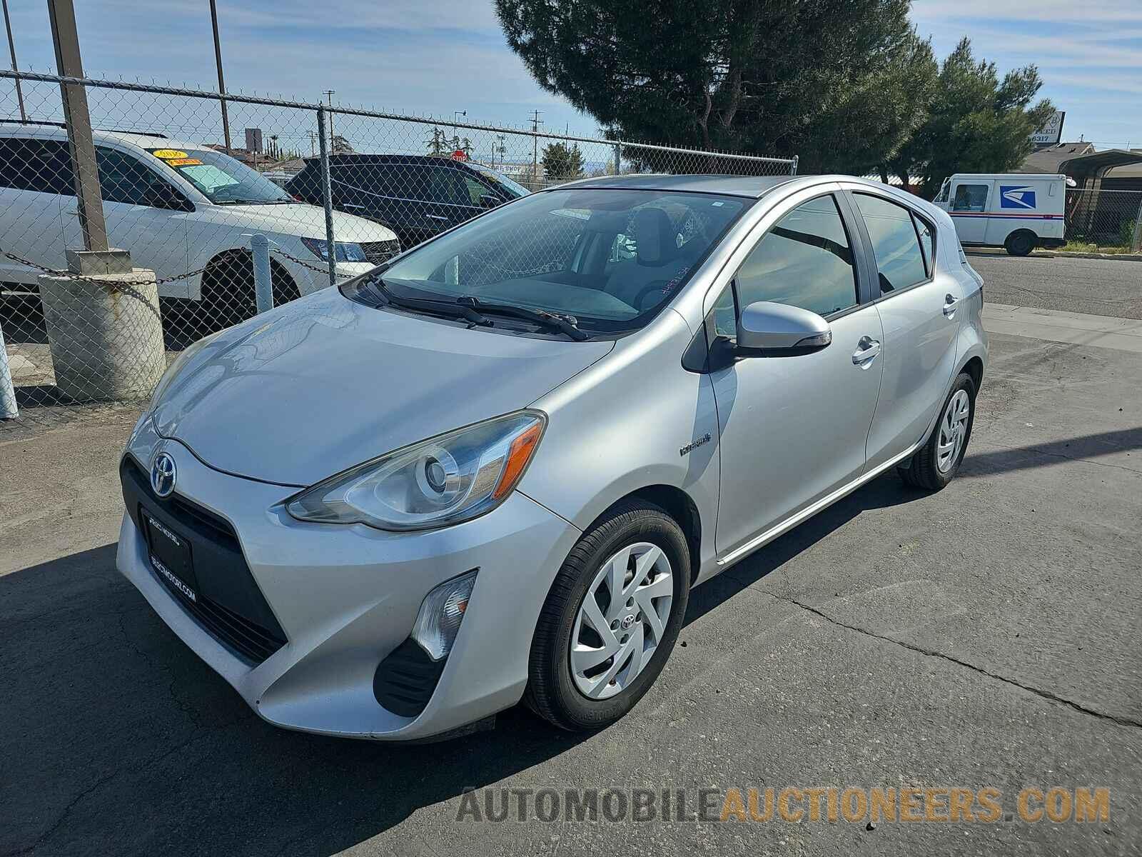 JTDKDTB37G1589235 Toyota Prius c 2016