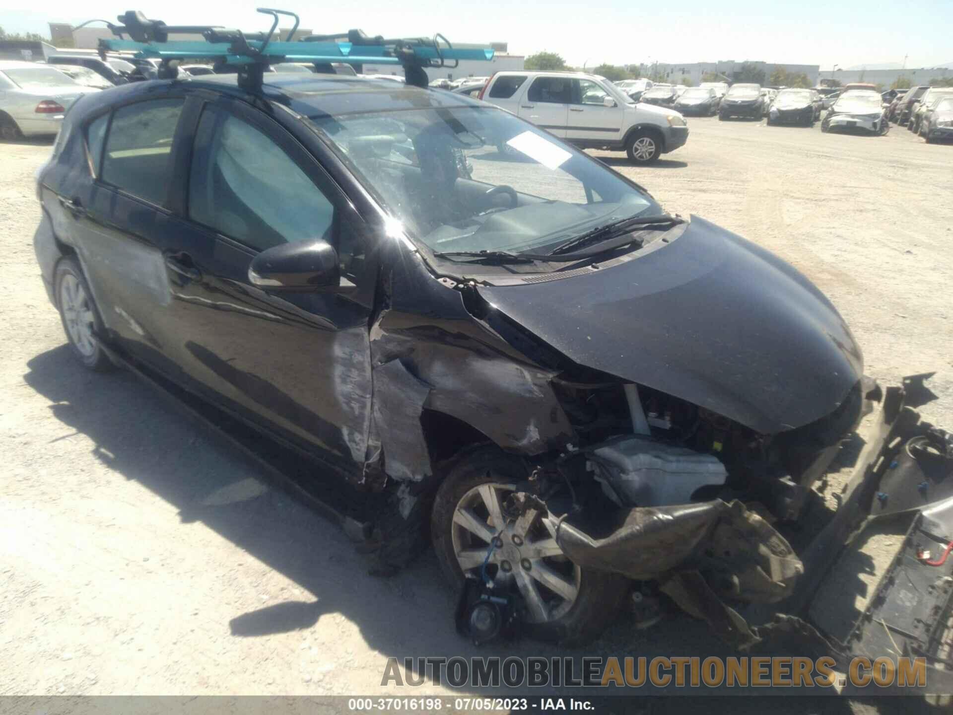 JTDKDTB37H1592489 TOYOTA PRIUS C 2017