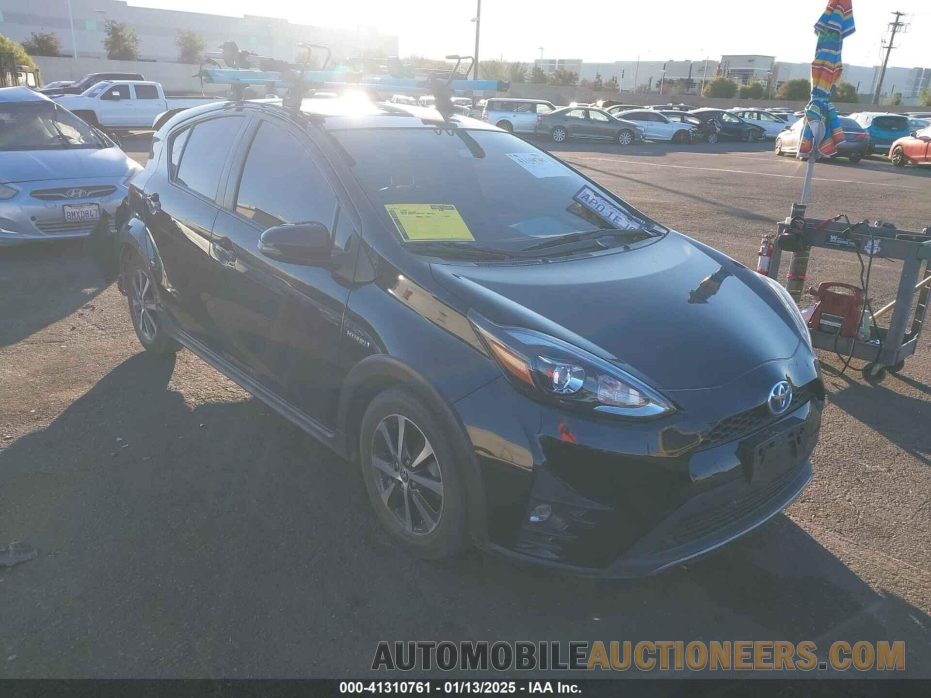 JTDKDTB37J1605828 TOYOTA PRIUS C 2018