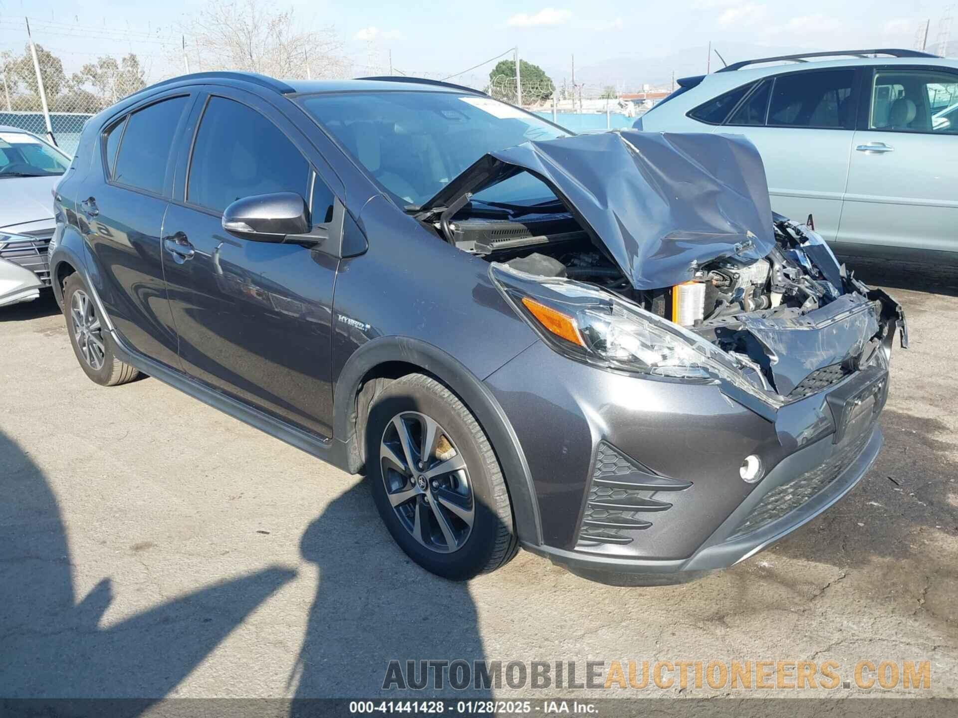 JTDKDTB37J1620071 TOYOTA PRIUS C 2018