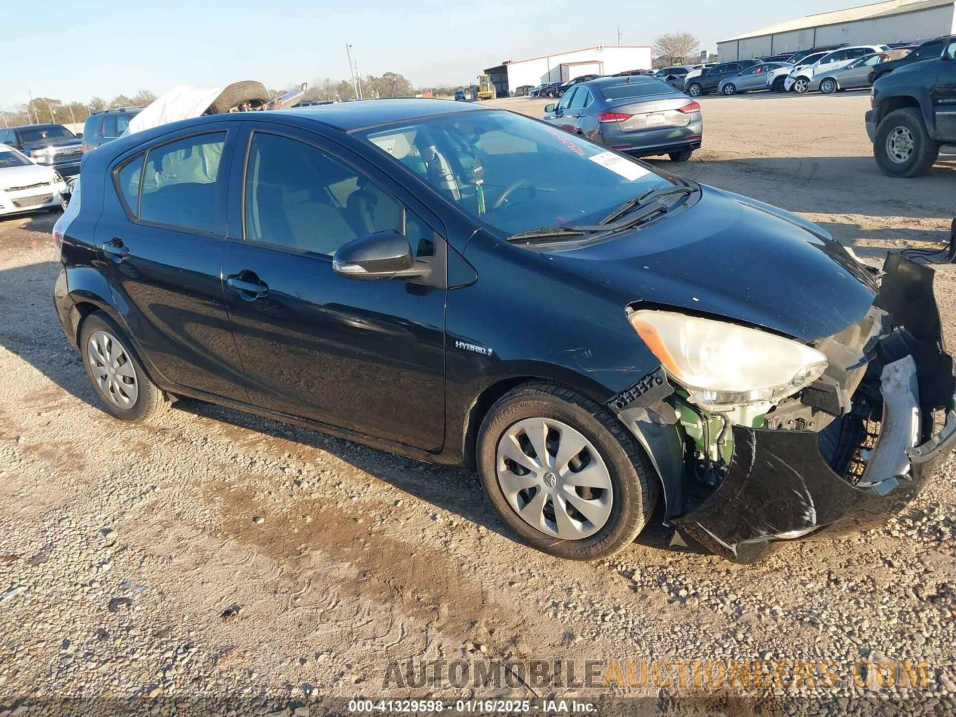 JTDKDTB38D1045807 TOYOTA PRIUS C 2013