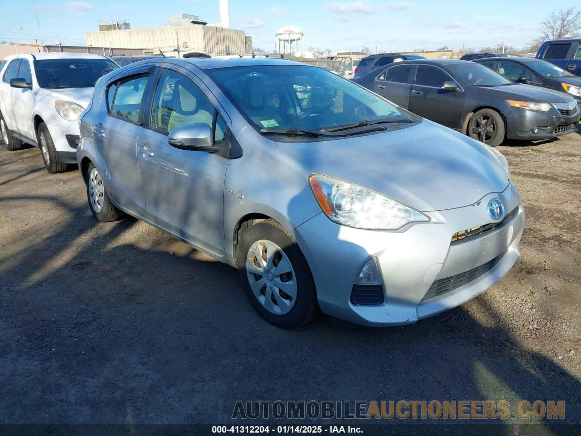 JTDKDTB38E1564048 TOYOTA PRIUS C 2014