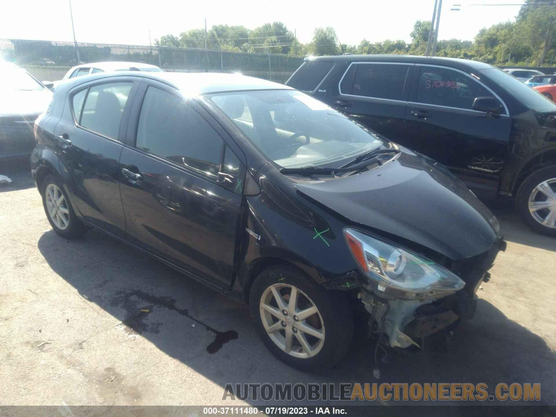 JTDKDTB38F1585077 TOYOTA PRIUS C 2015