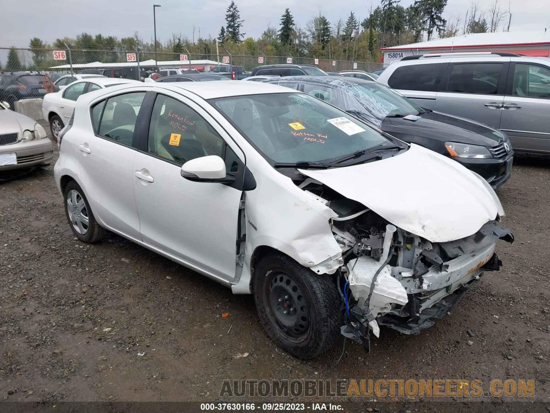 JTDKDTB38F1585824 TOYOTA PRIUS C 2015