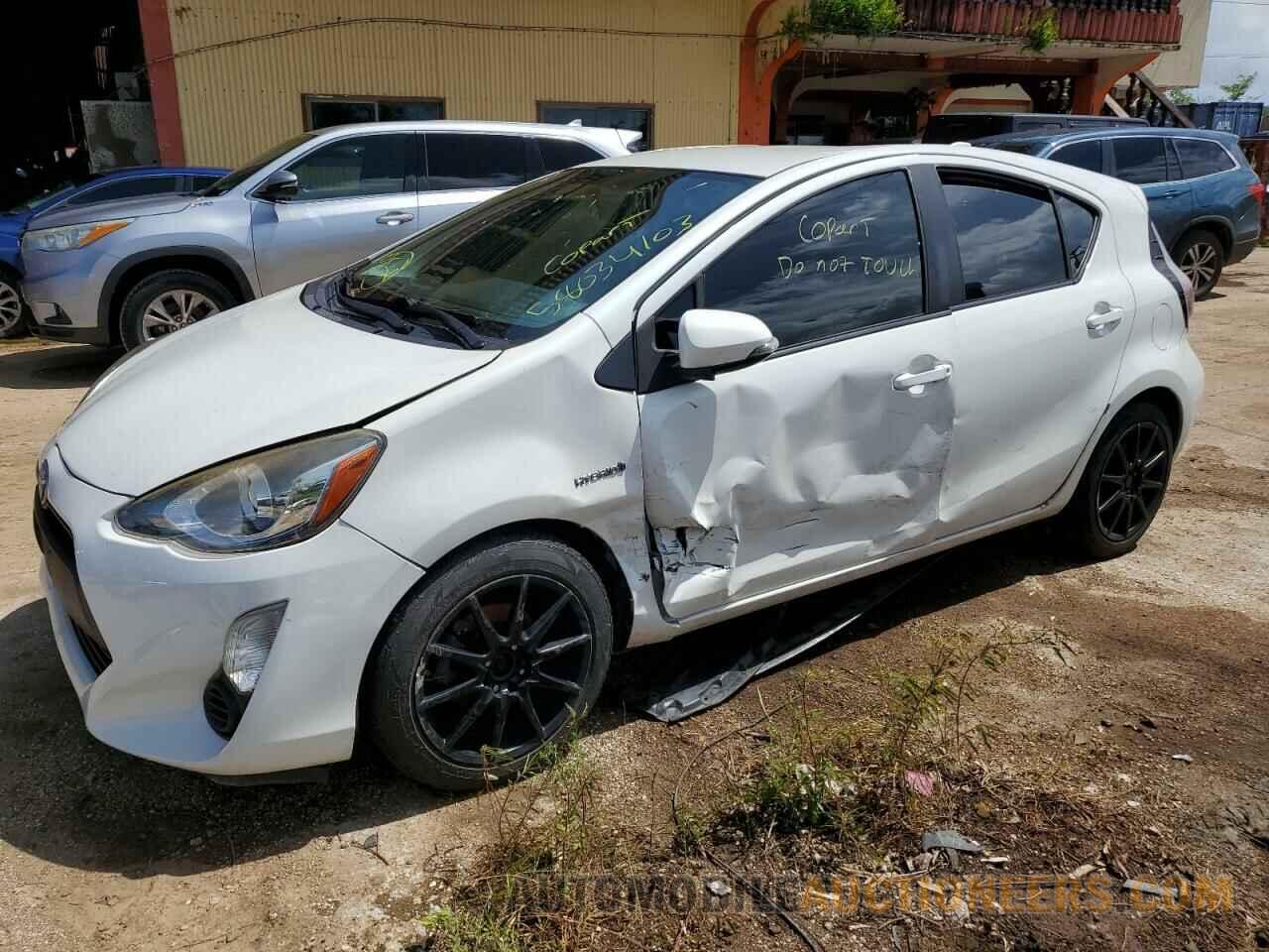 JTDKDTB39F1095831 TOYOTA PRIUS 2015