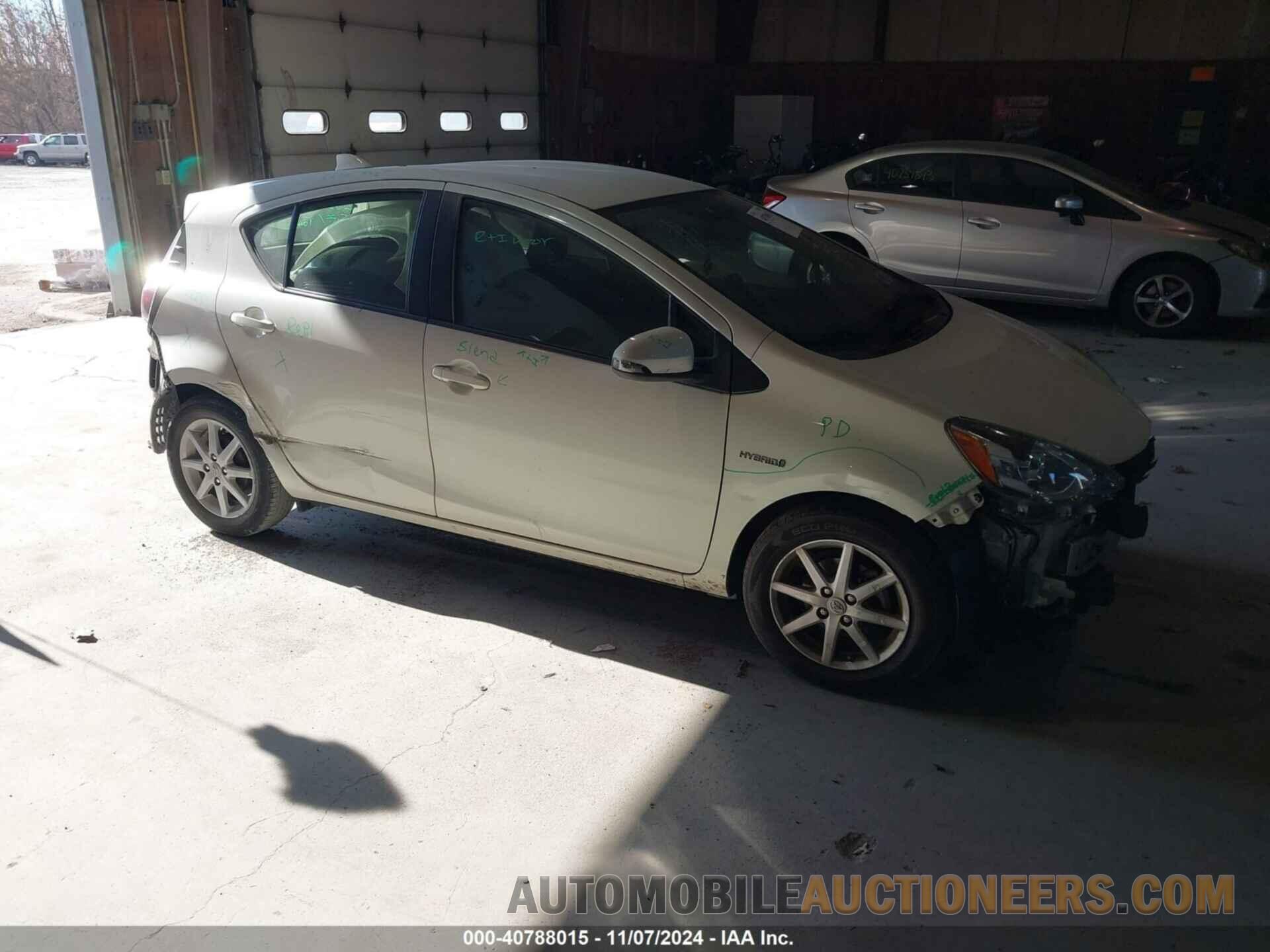 JTDKDTB39F1108769 TOYOTA PRIUS C 2015