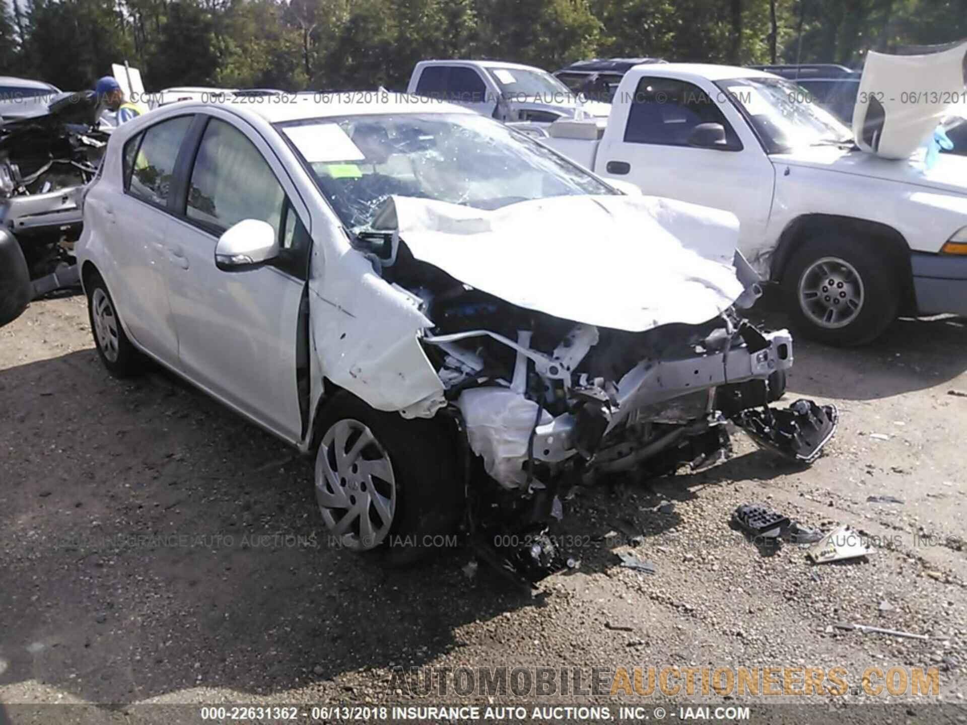 JTDKDTB39F1109050 Toyota Prius c 2015