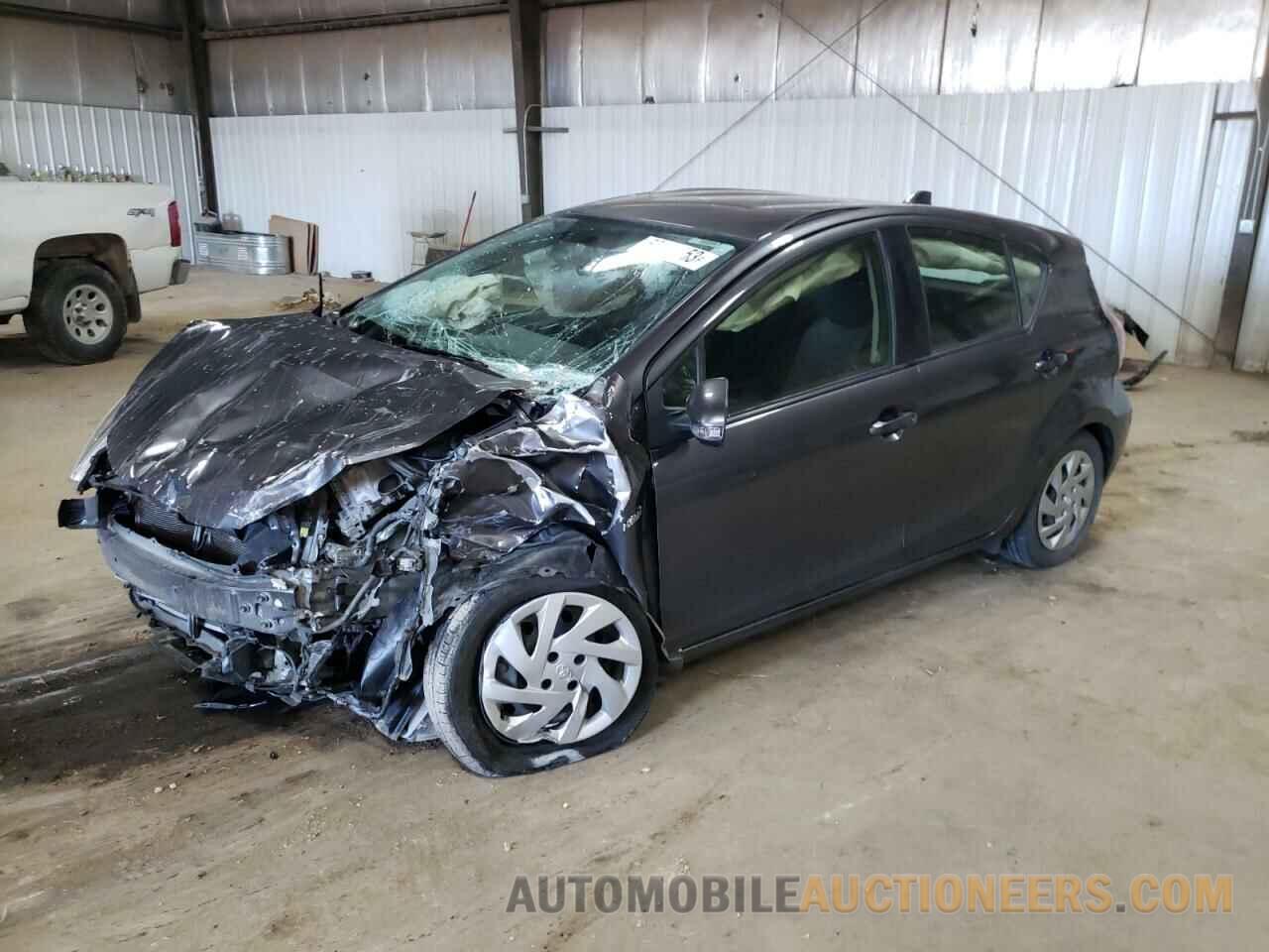 JTDKDTB39F1580776 TOYOTA PRIUS 2015