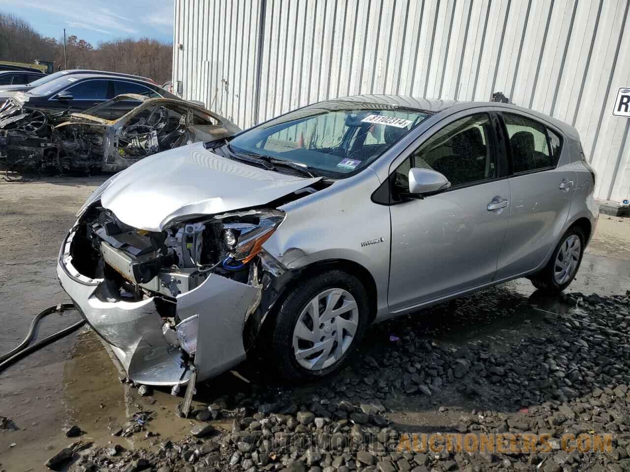 JTDKDTB39F1586710 TOYOTA PRIUS 2015