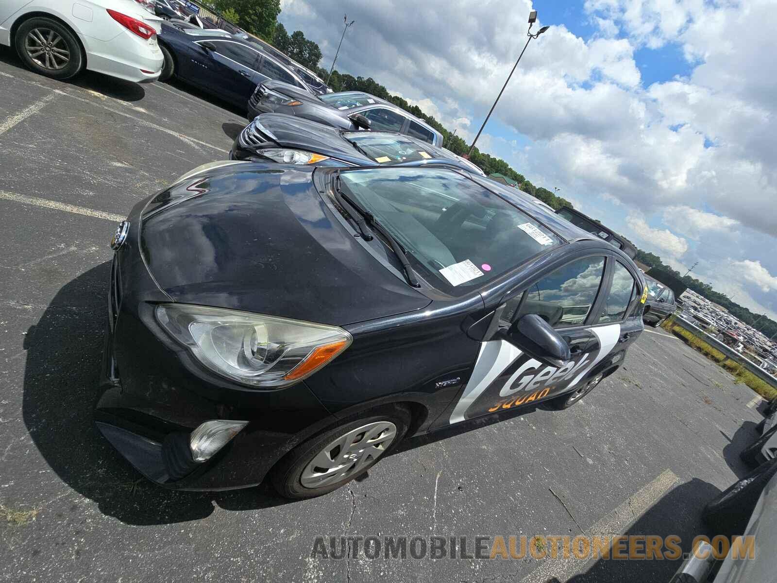 JTDKDTB39G1122236 Toyota Prius c 2016