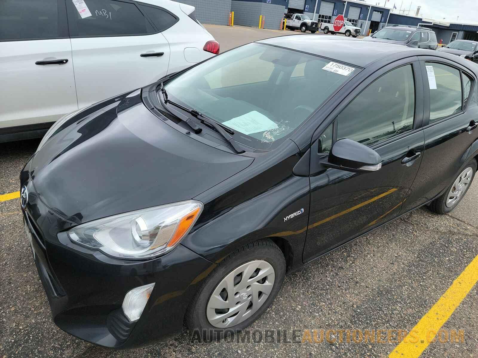 JTDKDTB39G1122401 Toyota Prius c 2016