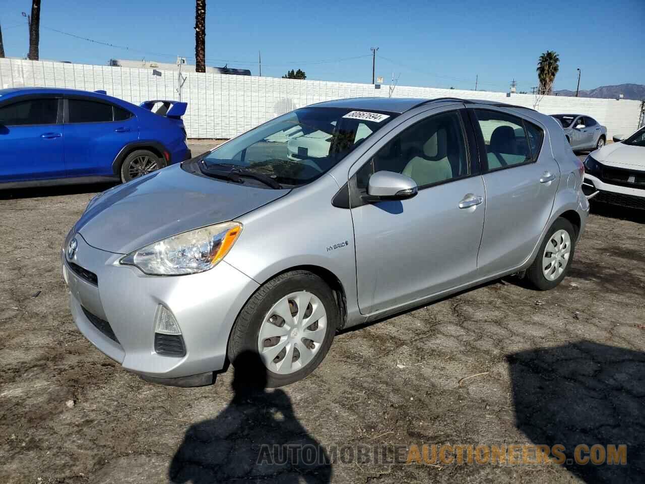 JTDKDTB3XE1064568 TOYOTA PRIUS 2014