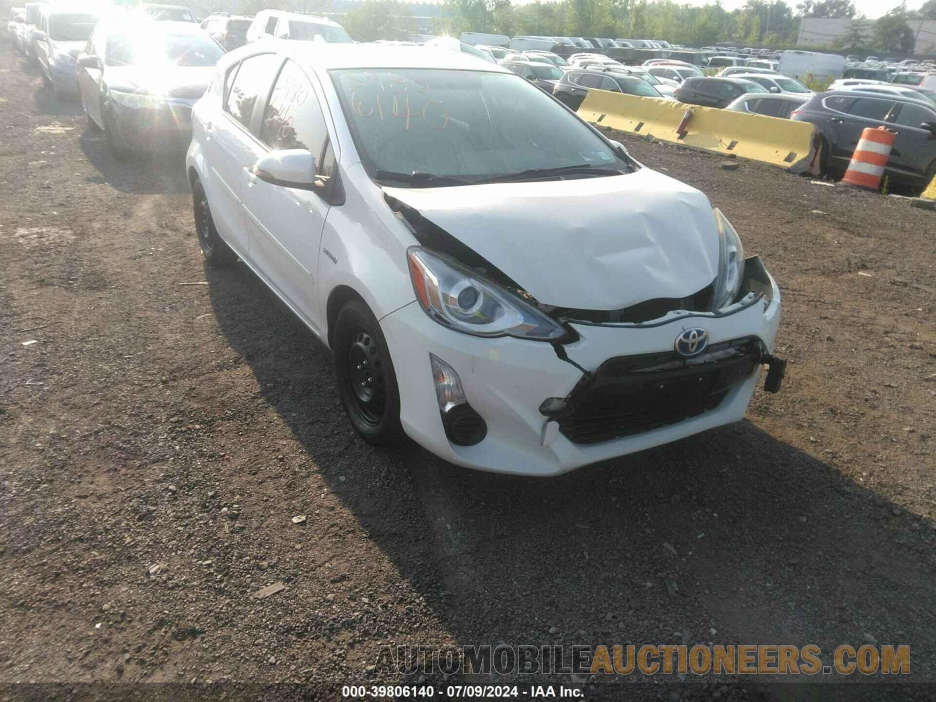 JTDKDTB3XF1585288 TOYOTA PRIUS C 2015