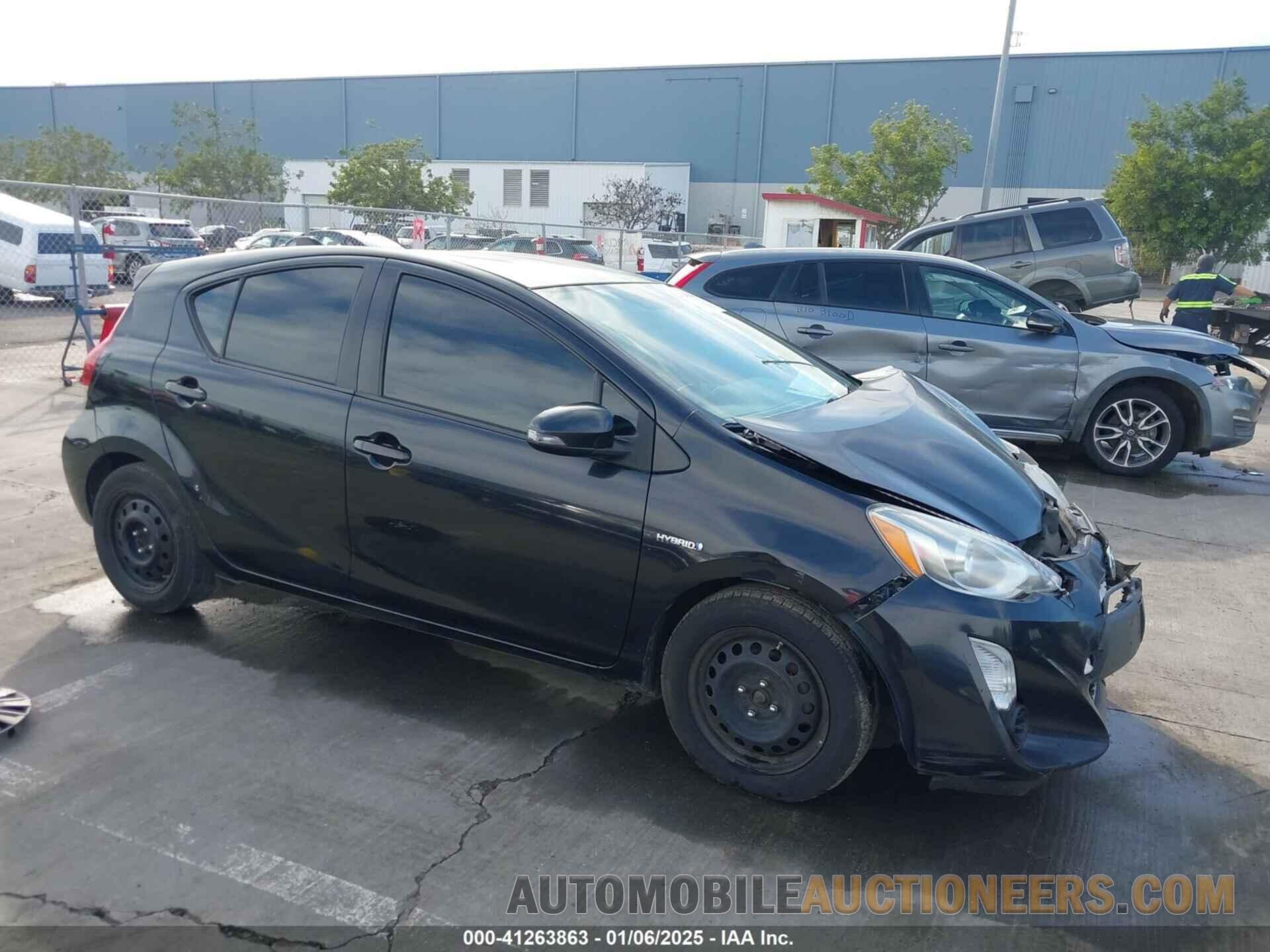 JTDKDTB3XF1585940 TOYOTA PRIUS C 2015