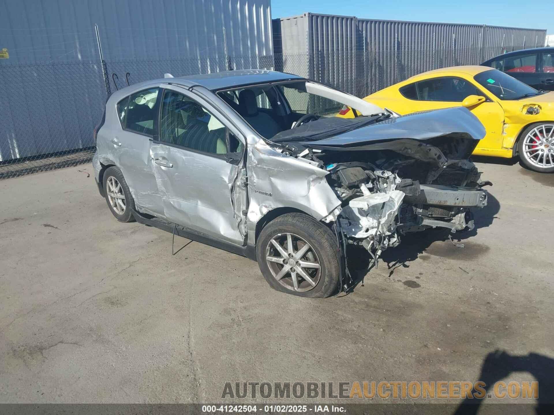 JTDKDTB3XH1598612 TOYOTA PRIUS C 2017