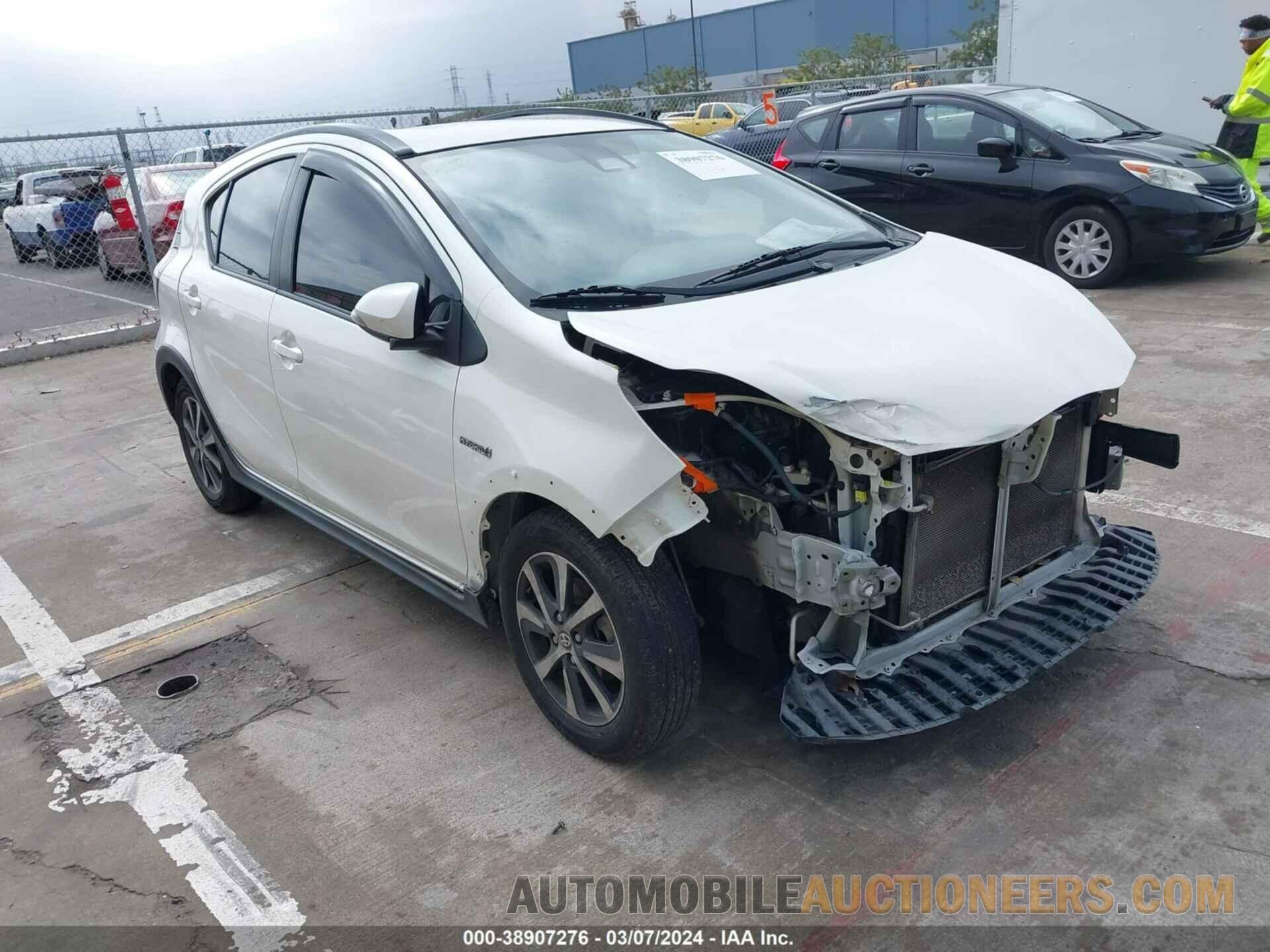 JTDKDTB3XJ1600798 TOYOTA PRIUS C 2018