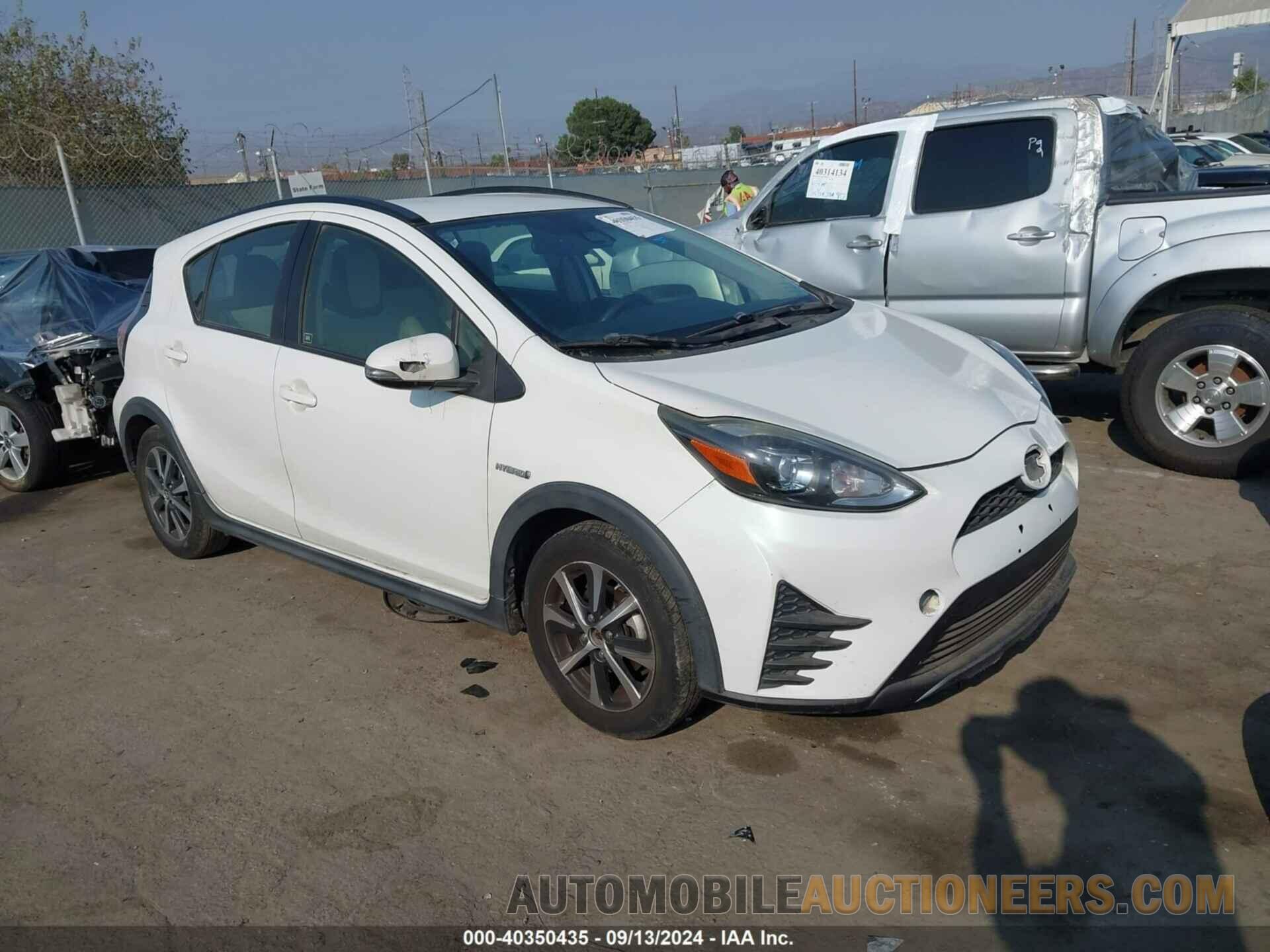 JTDKDTB3XJ1605371 TOYOTA PRIUS C 2018