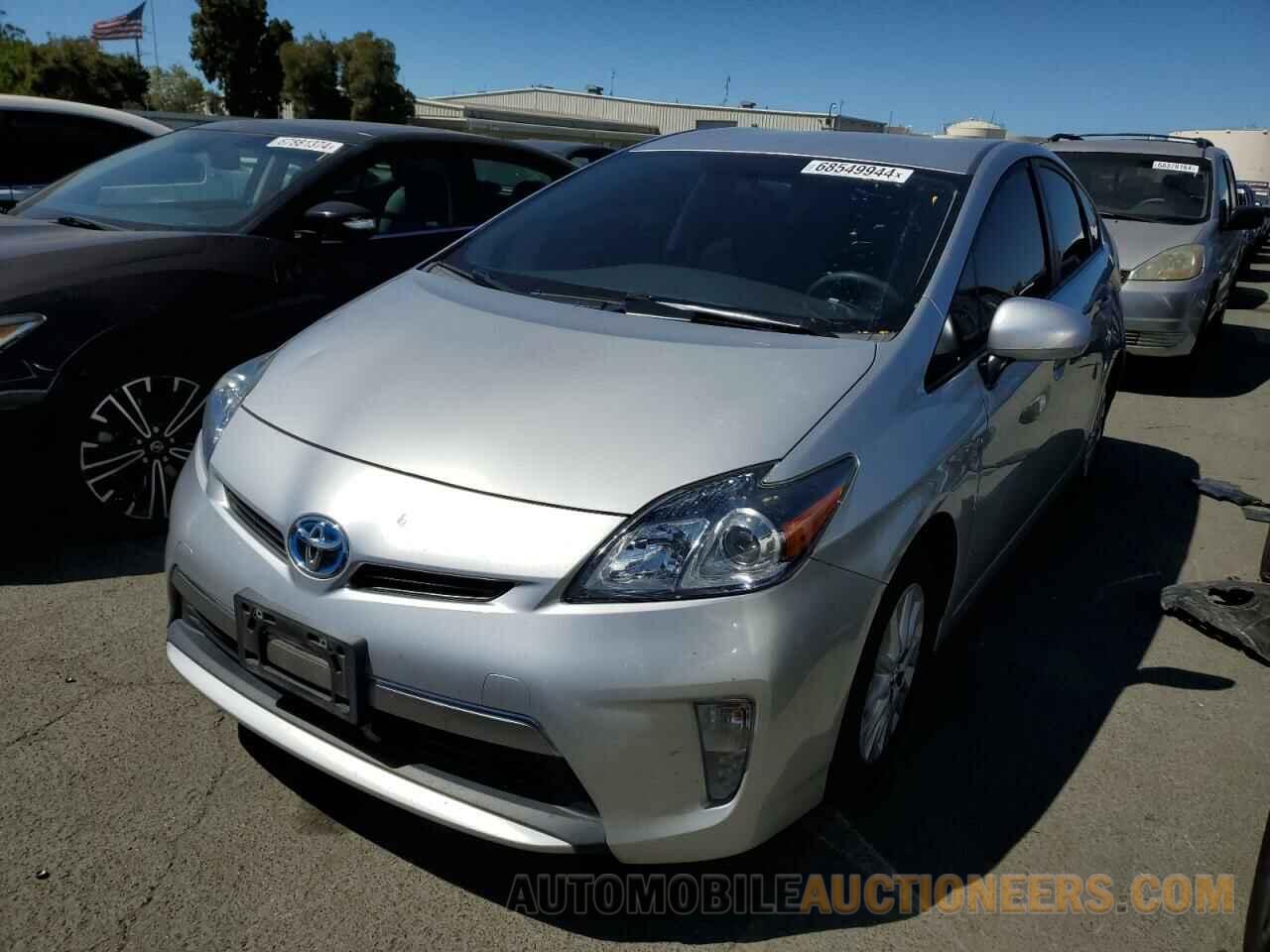 JTDKN3DP0F3065960 TOYOTA PRIUS 2015