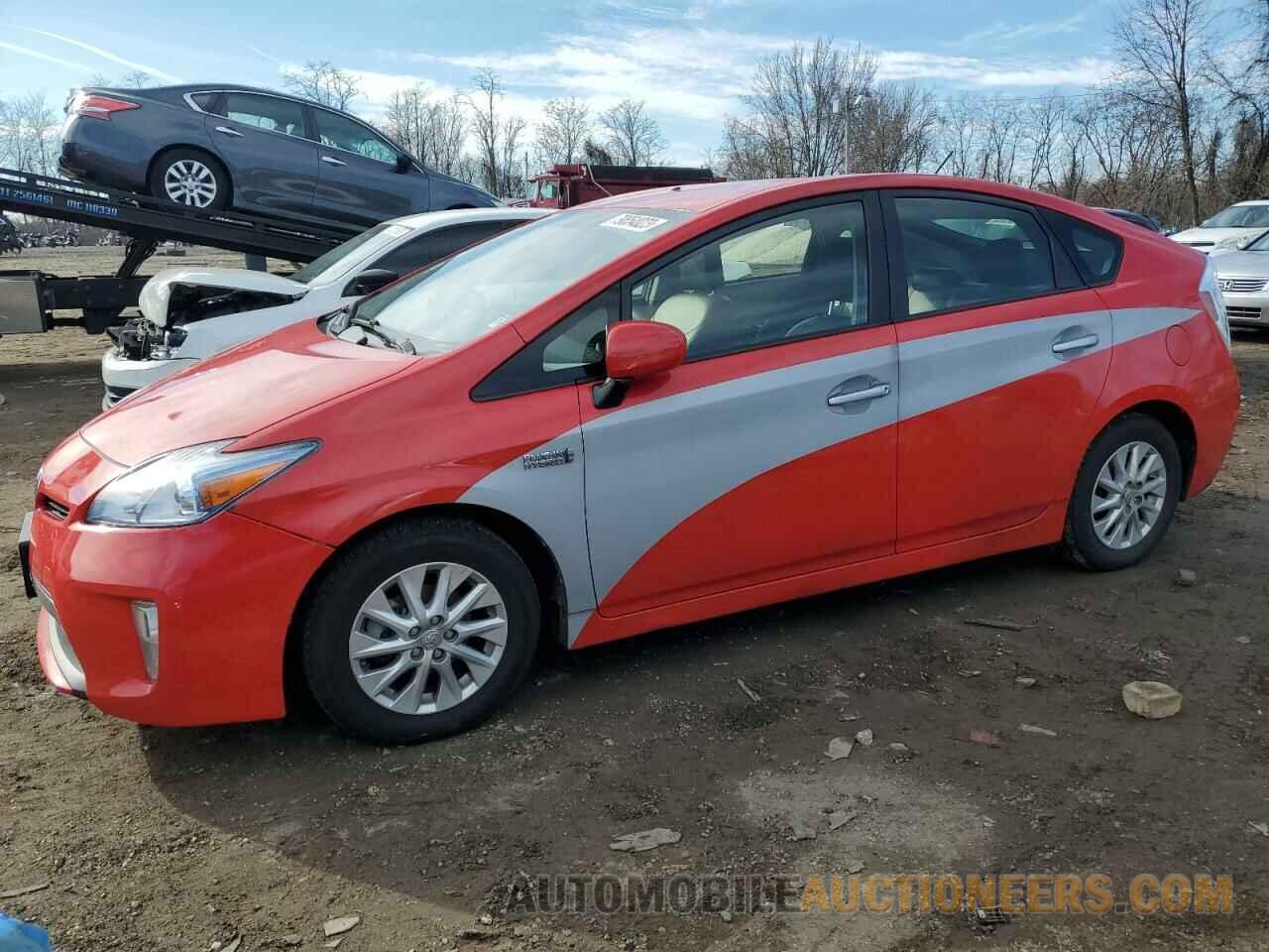 JTDKN3DP0F3067563 TOYOTA PRIUS 2015