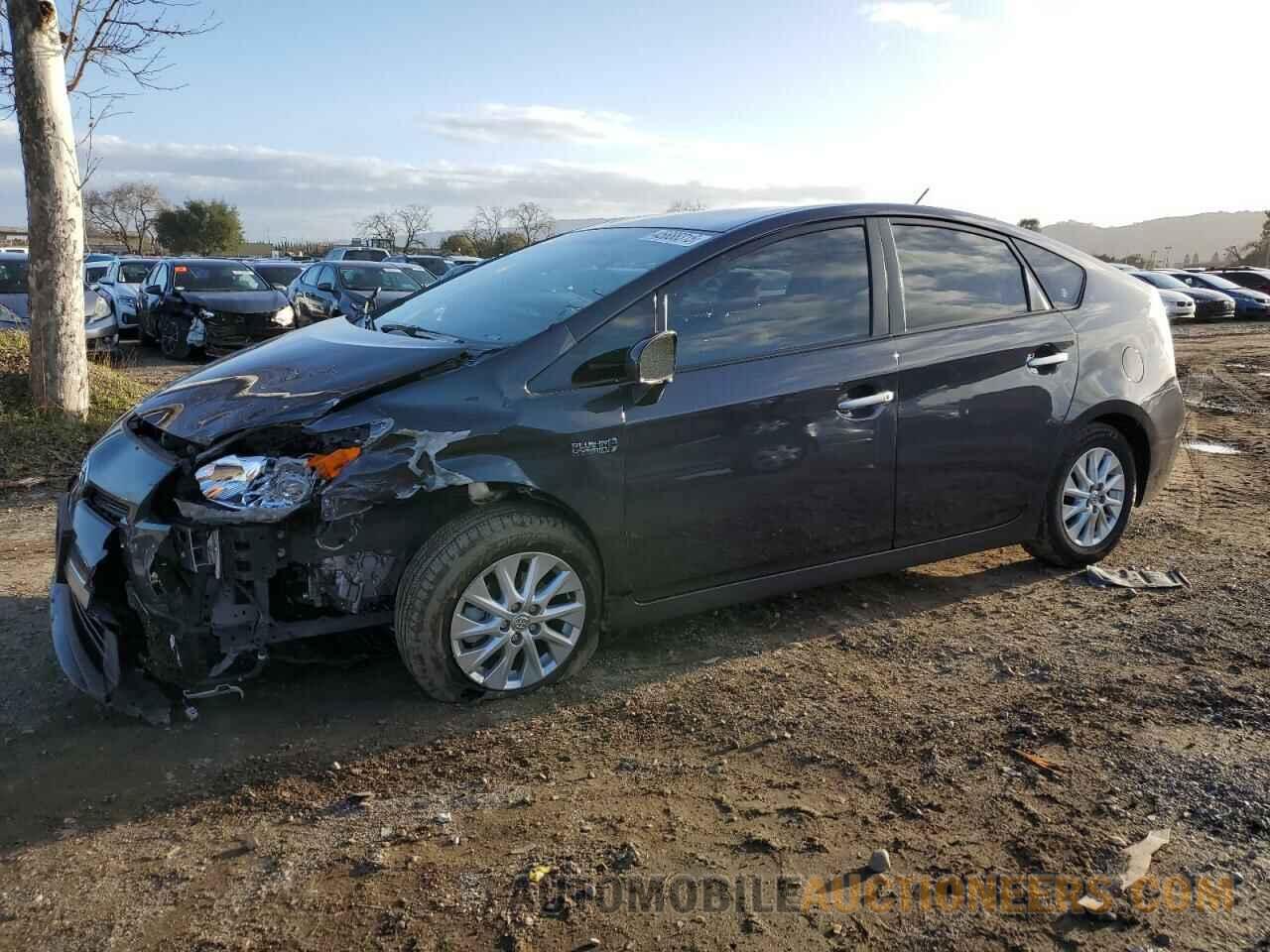 JTDKN3DP0F3069491 TOYOTA PRIUS 2015