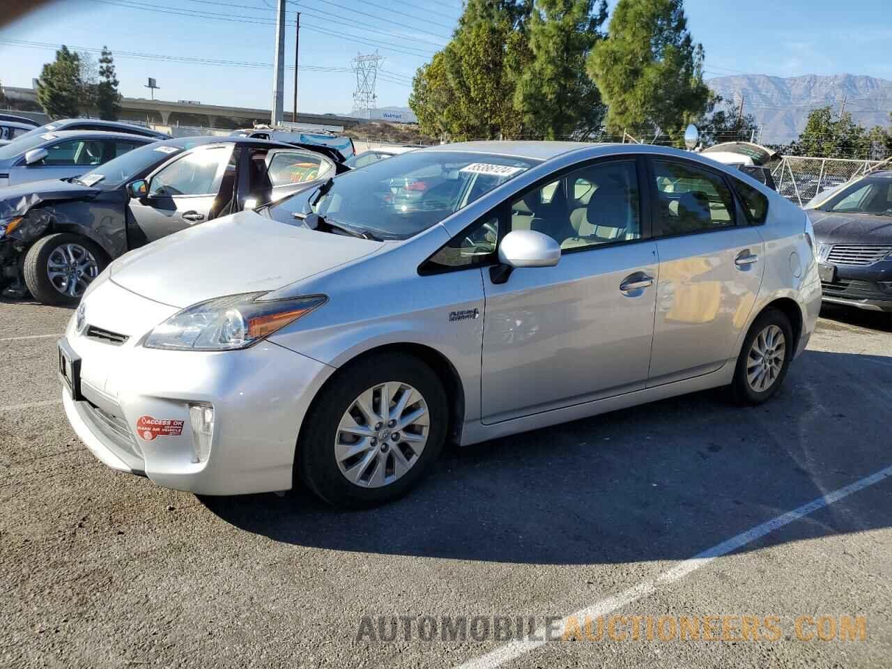 JTDKN3DP3E3061058 TOYOTA PRIUS 2014