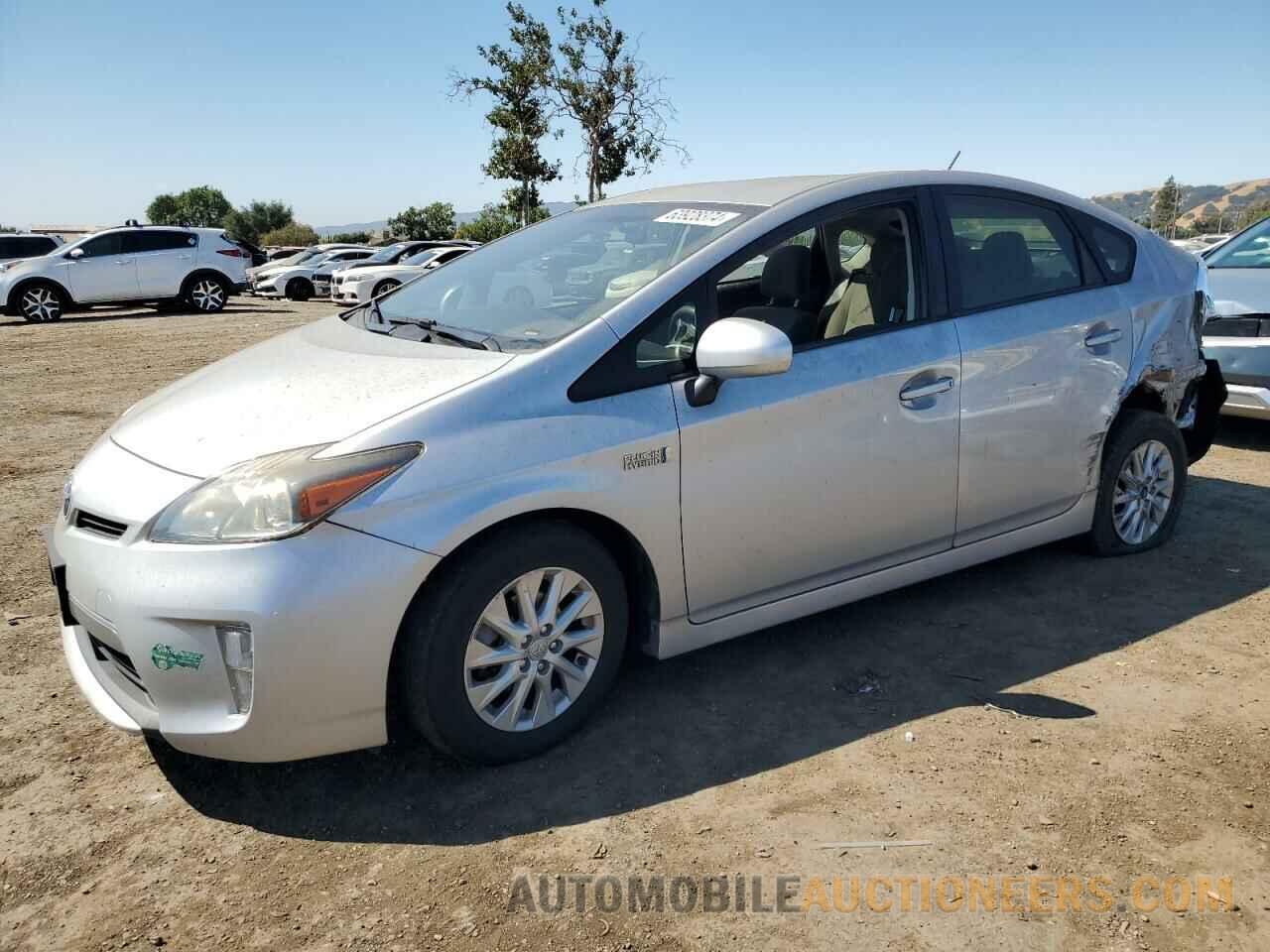 JTDKN3DP6F3067616 TOYOTA PRIUS 2015